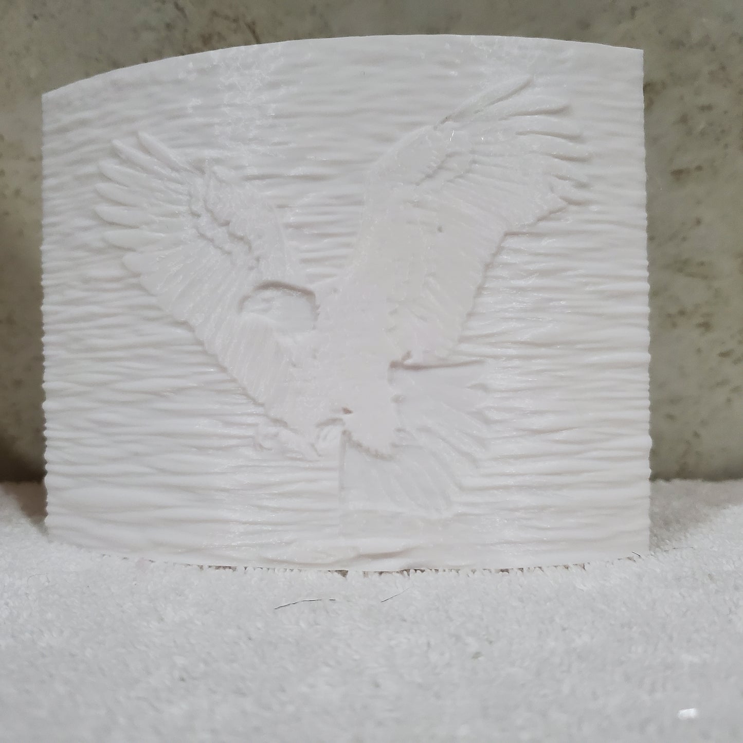 Eagle Lithophane Puck Light Catching Prey