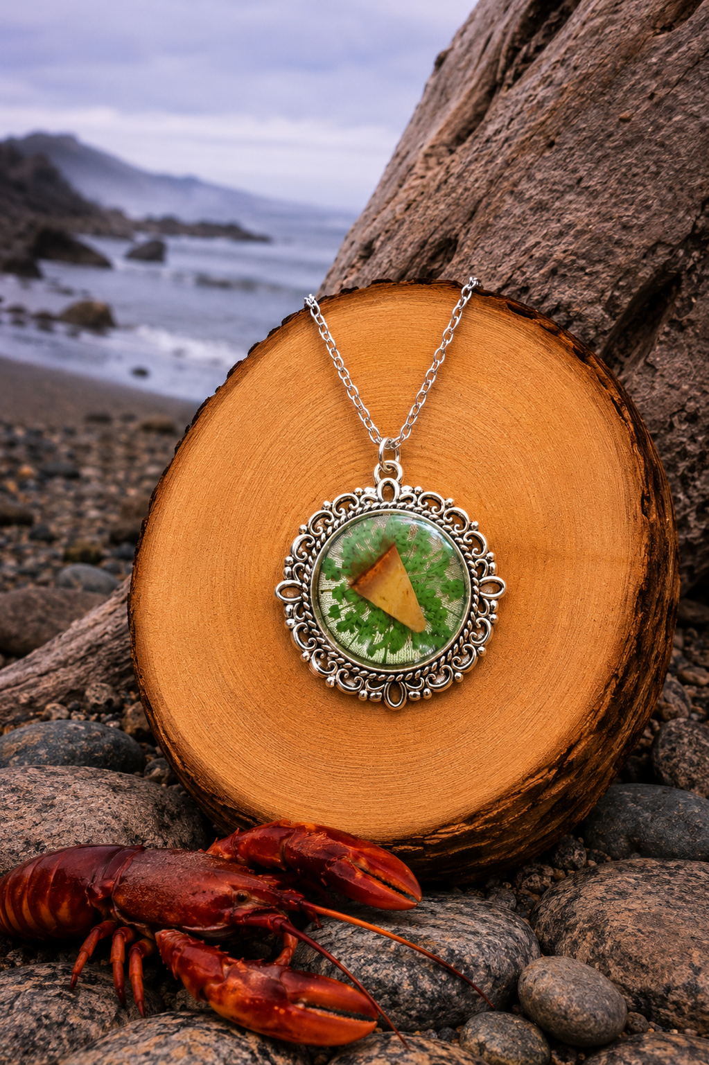 Lobster Notch Necklace green lace